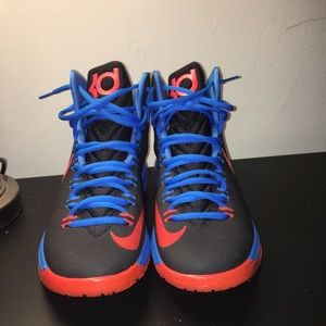 Kd5 away size 9.5